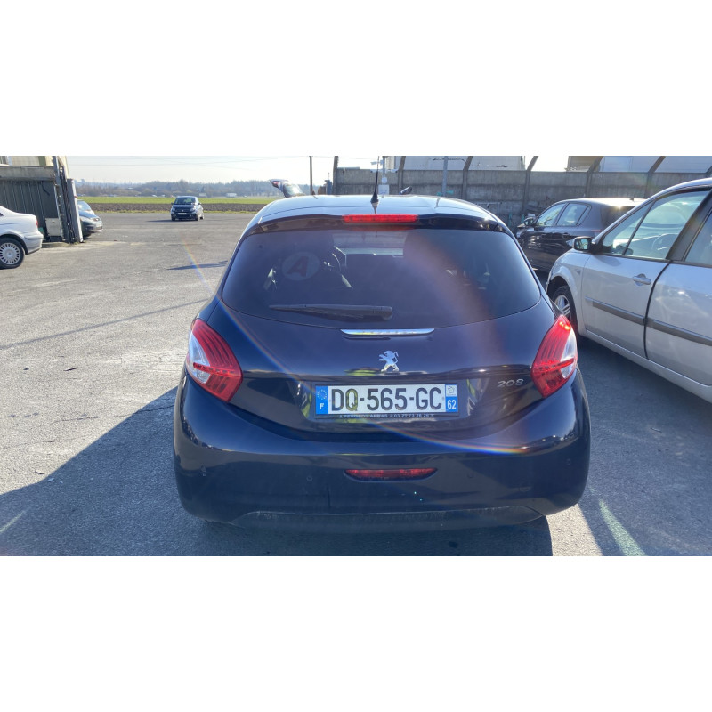 Vitre arriere droit PEUGEOT 208 1 Photo n°14