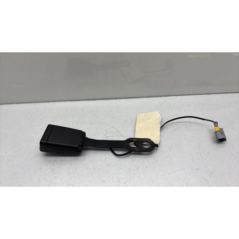 Attache ceinture avant droit PEUGEOT 208 1 Photo n°5