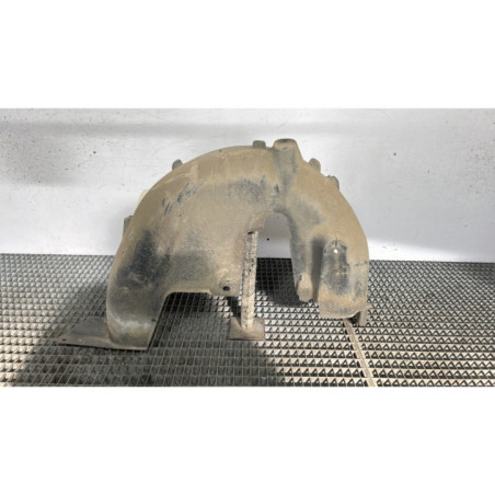 Pare boue arriere gauche PEUGEOT 208 1