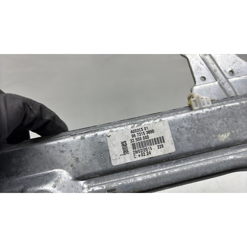 Leve vitre mecanique arriere droit PEUGEOT 208 1 Photo n°5