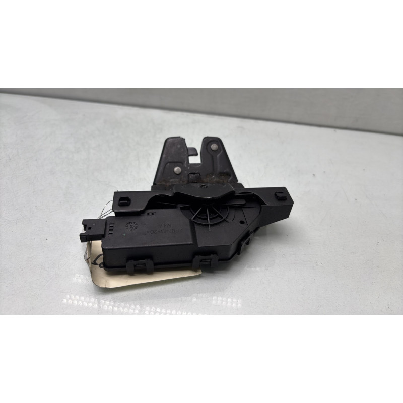 Serrure de coffre BMW SERIE 1 E87 Photo n°4