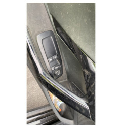 Fermeture de capot PEUGEOT 2008 1