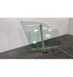 Vitre avant droit PEUGEOT 2008 1
