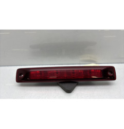 Feu arriere stop central ISUZU D-MAX 2 Photo n°1