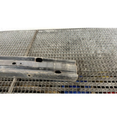 Renfort pare choc arriere (traverse) CHRYSLER VOYAGER 4