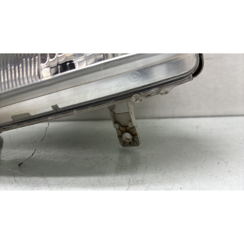 Optique avant principal gauche (feux)(phare) OPEL AGILA A Photo n°4