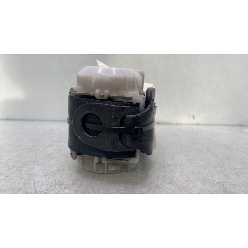 Ceinture arriere gauche PEUGEOT 107 Photo n°3