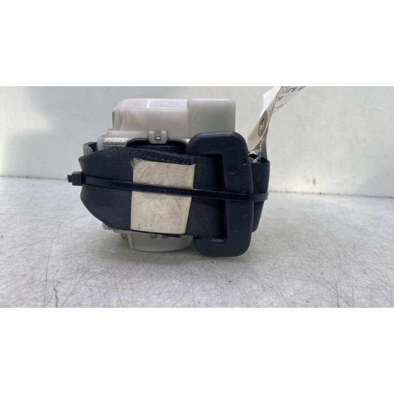 Ceinture arriere gauche PEUGEOT 107 Photo n°5