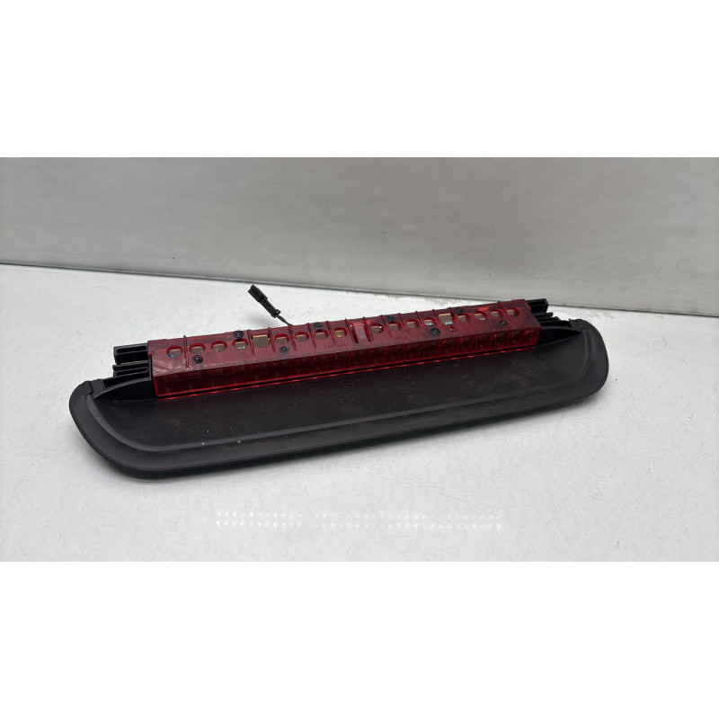 Feu arriere stop central BMW SERIE 3 E90 Photo n°1