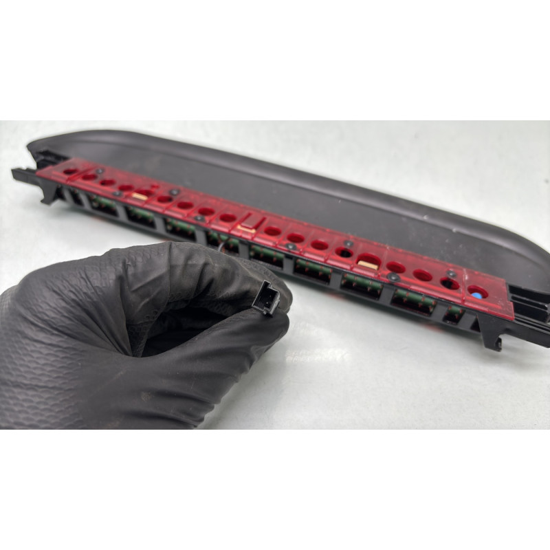 Feu arriere stop central BMW SERIE 3 E90 Photo n°3