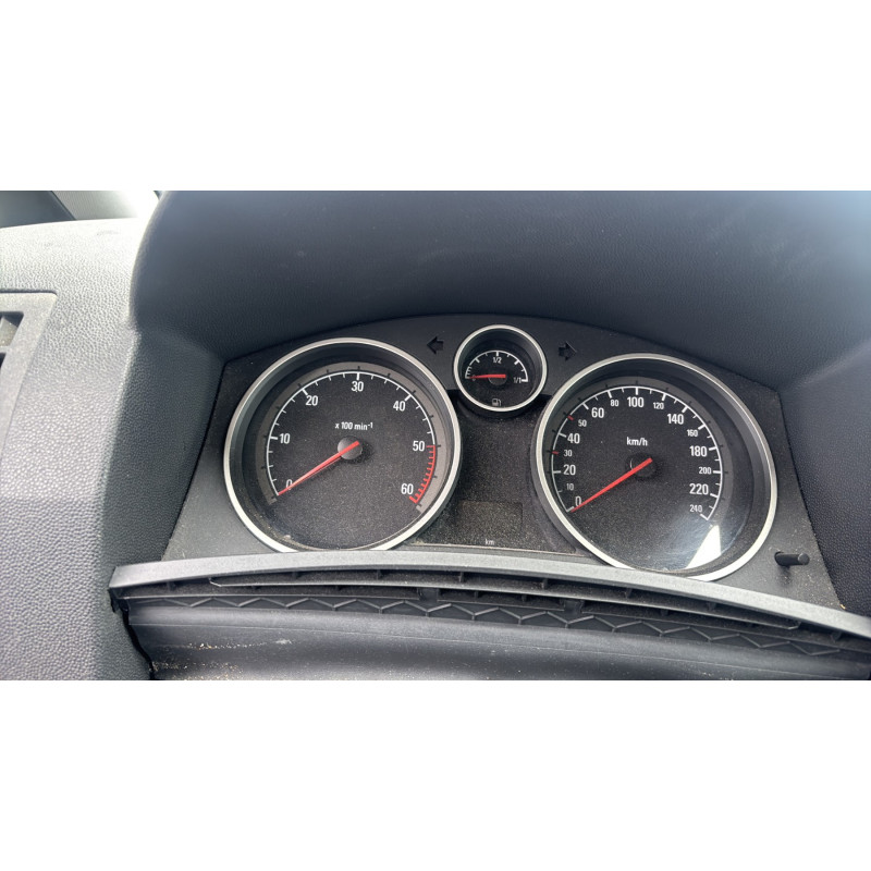 Custode arriere gauche (porte) OPEL ZAFIRA B Photo n°19