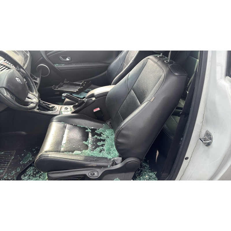 Boitier air bag RENAULT MEGANE 3 Photo n°14