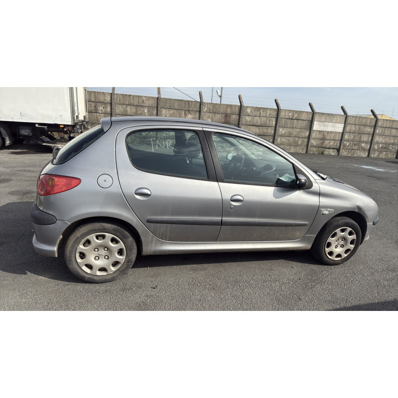 Boitier BSI PEUGEOT 206 Photo n°8
