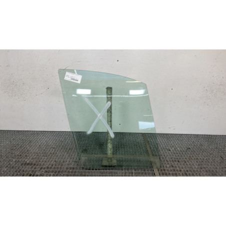 Vitre avant droit RENAULT SCENIC 1 Photo n°1