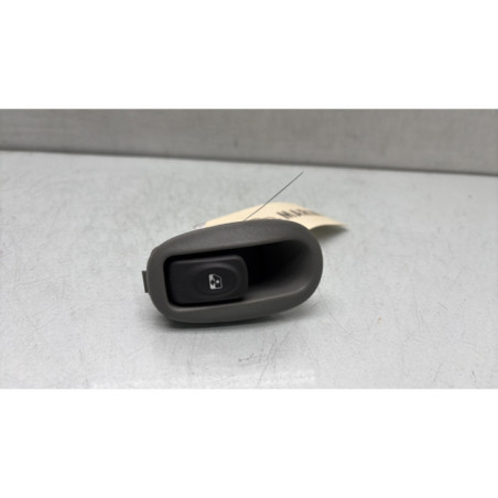 Interrupteur de leve vitre arriere droit RENAULT SCENIC 1 Photo n°1