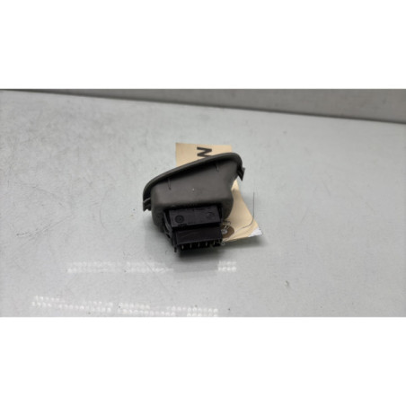 Interrupteur de leve vitre arriere gauche RENAULT SCENIC 1