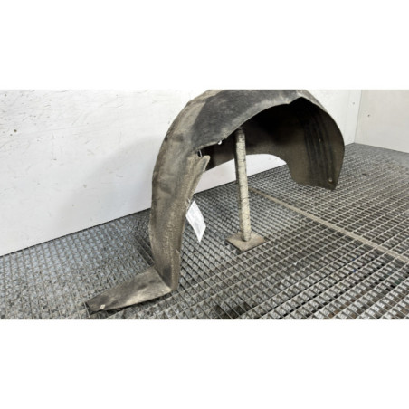 Pare boue arriere droit RENAULT SCENIC 1