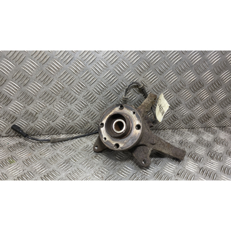 Pivot de moyeu avant droit RENAULT SCENIC 1 Photo n°1