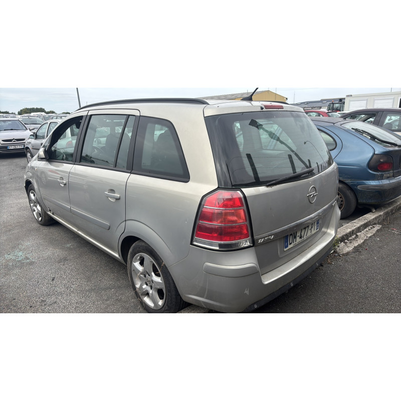 Bouton de warning OPEL ZAFIRA B Photo n°7