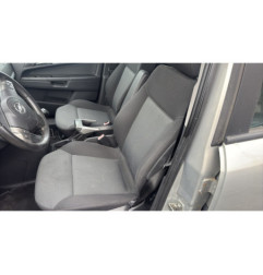 Bouton de warning OPEL ZAFIRA B