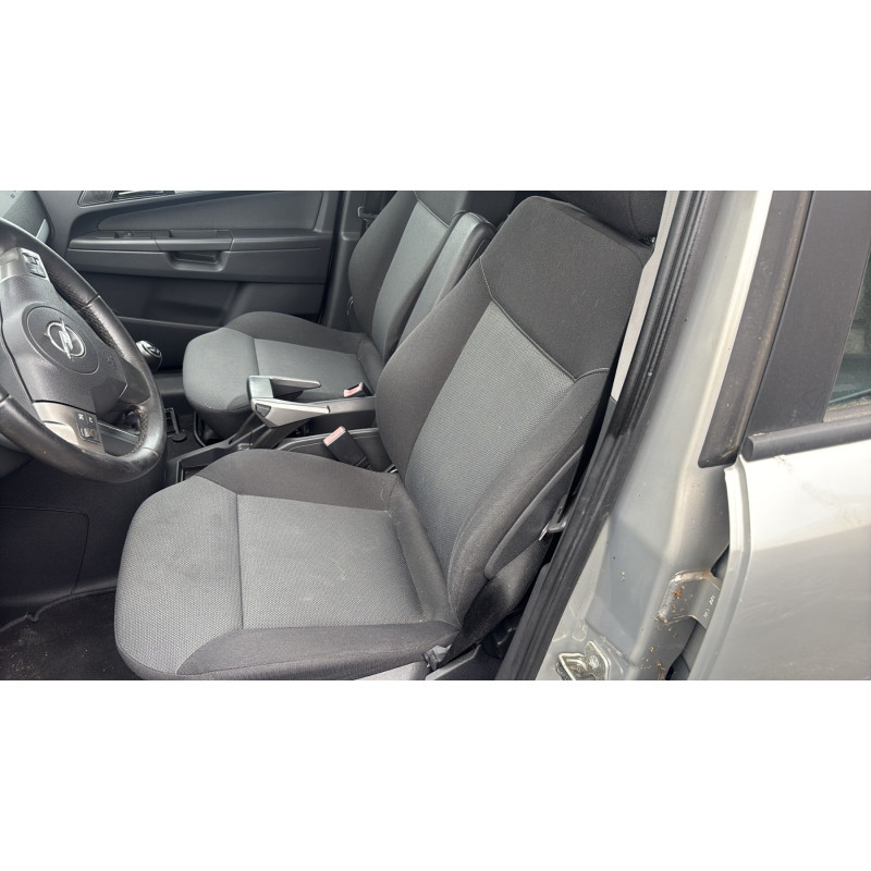 Bouton de warning OPEL ZAFIRA B Photo n°13