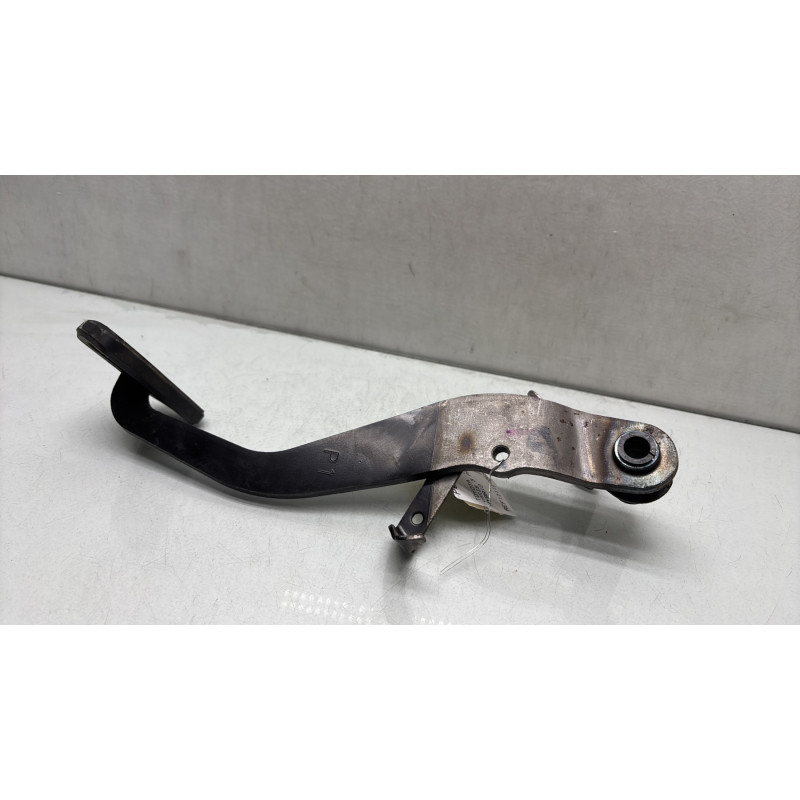 Pedale de frein TOYOTA YARIS 3 Photo n°2
