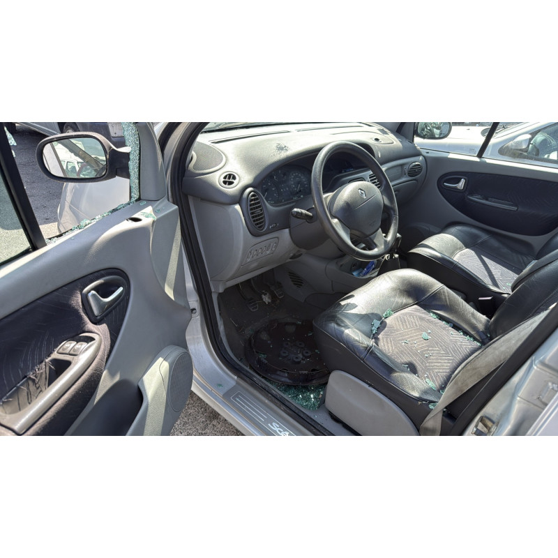 Capot RENAULT SCENIC 1 Photo n°17