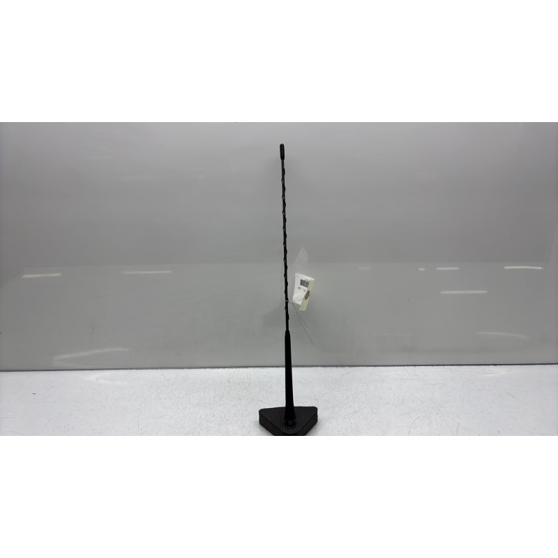 Antenne PEUGEOT 2008 1 Photo n°1