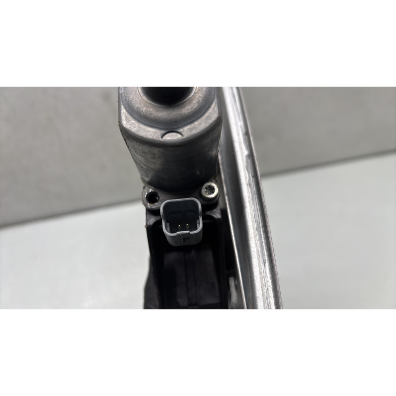 Leve vitre electrique avant droit PEUGEOT 2008 1 Photo n°4