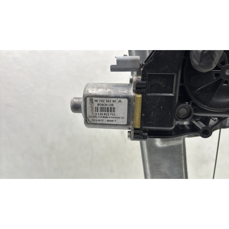 Leve vitre electrique avant droit PEUGEOT 2008 1 Photo n°5