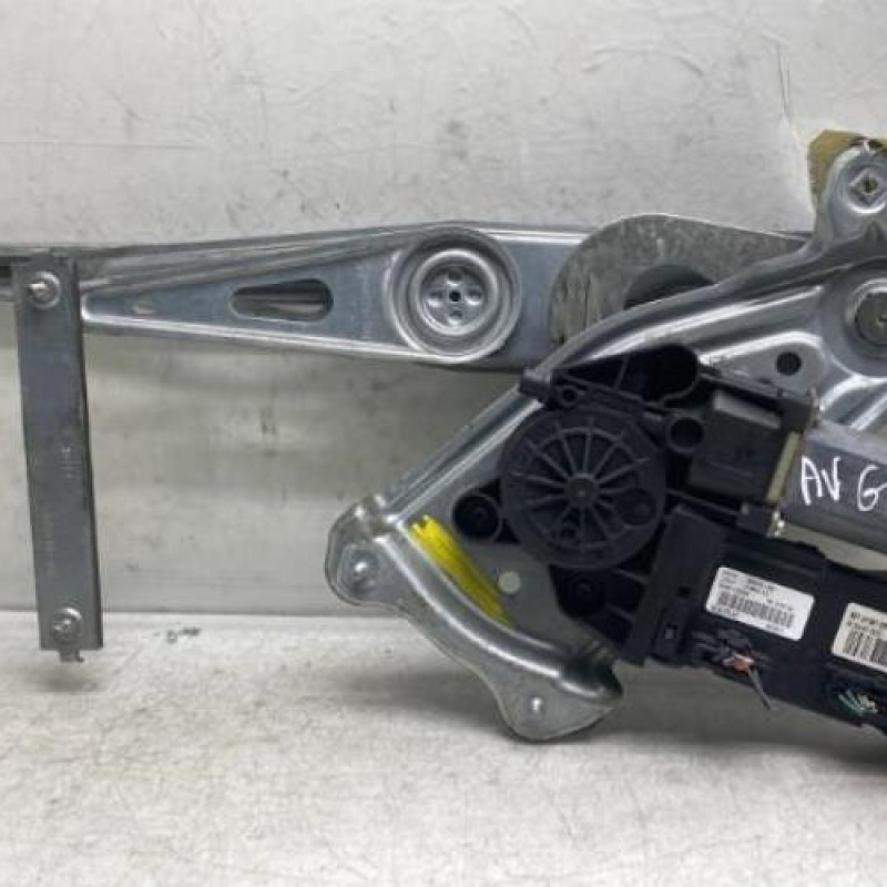Leve vitre electrique avant gauche RENAULT MEGANE 3 Photo n°2