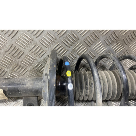 Amortisseur avant droit PEUGEOT 2008 1