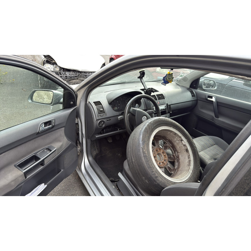 Compresseur clim VOLKSWAGEN POLO 4 Photo n°11
