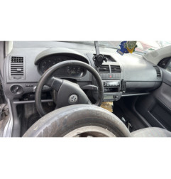 Compresseur clim VOLKSWAGEN POLO 4