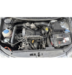 Compresseur clim VOLKSWAGEN POLO 4