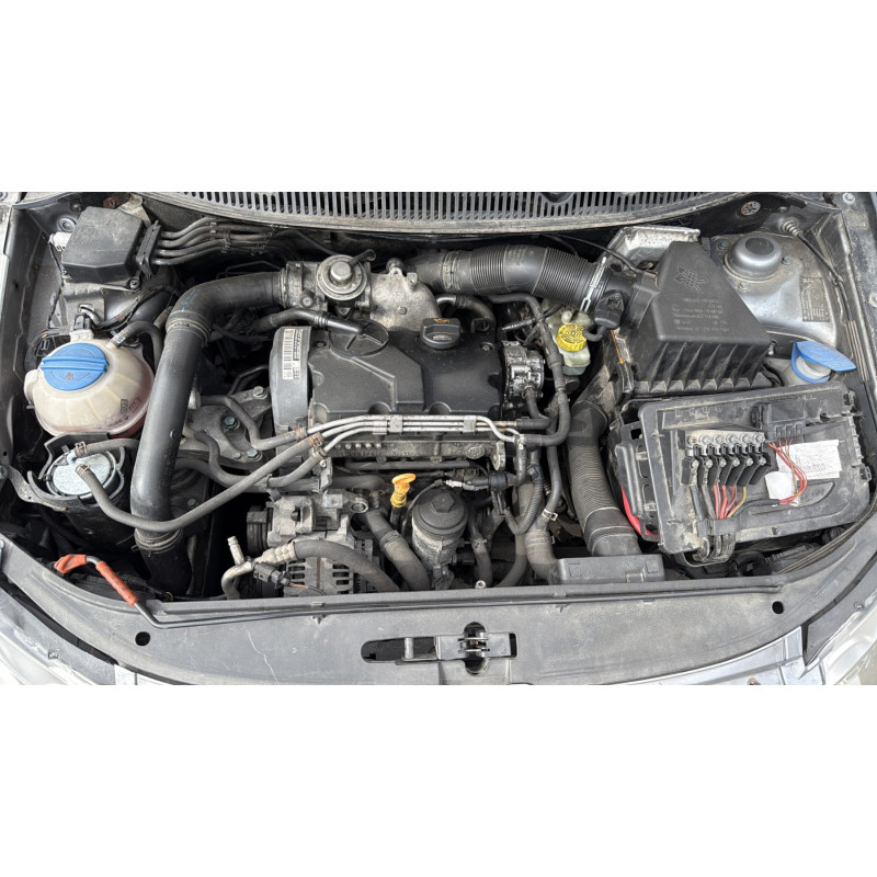Compresseur clim VOLKSWAGEN POLO 4 Photo n°17
