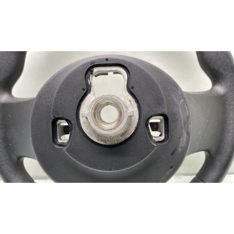 Volant RENAULT TWINGO 3 Photo n°4