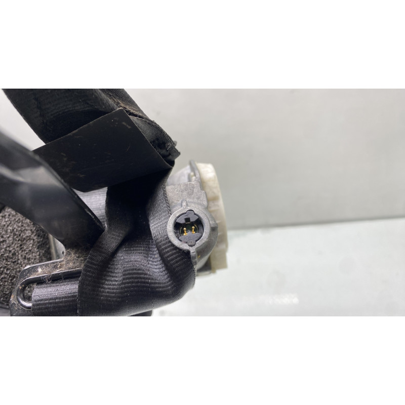 Pretensionneur de ceinture avant droit FORD FIESTA 6 Photo n°4