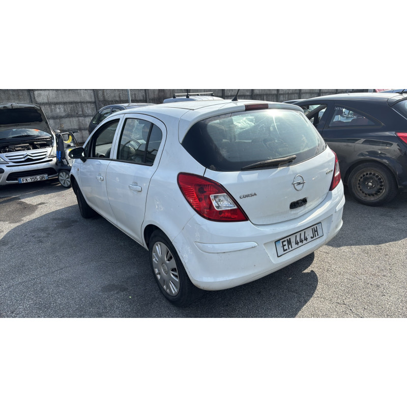Capot OPEL CORSA D Photo n°9