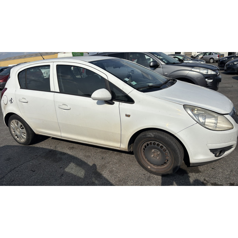 Capot OPEL CORSA D Photo n°12