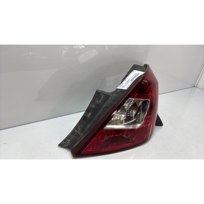 Feu arriere principal droit (feux) OPEL CORSA D Photo n°3