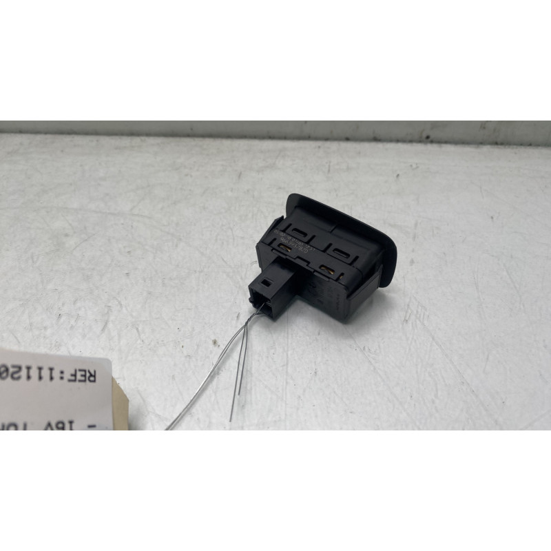 Interrupteur de leve vitre arriere gauche CITROEN C4 GRAND PICASSO 1 Photo n°2