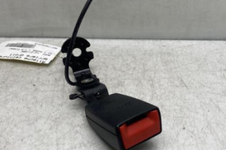 Attache ceinture arriere droit AUDI A1 1