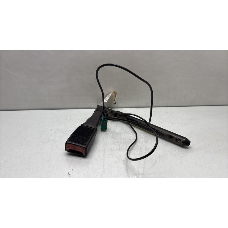 Pretensionneur de ceinture avant droit OPEL ASTRA H Photo n°2