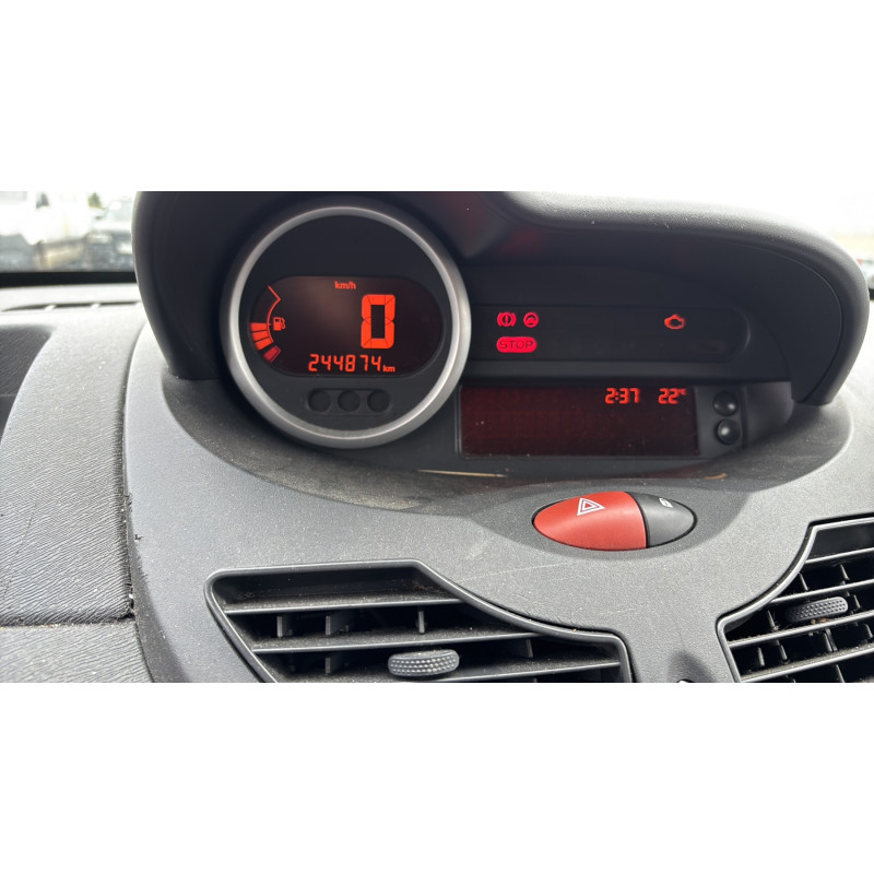 Air bag conducteur RENAULT TWINGO 2 Photo n°20