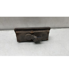 Bouton de coffre FORD FIESTA 6