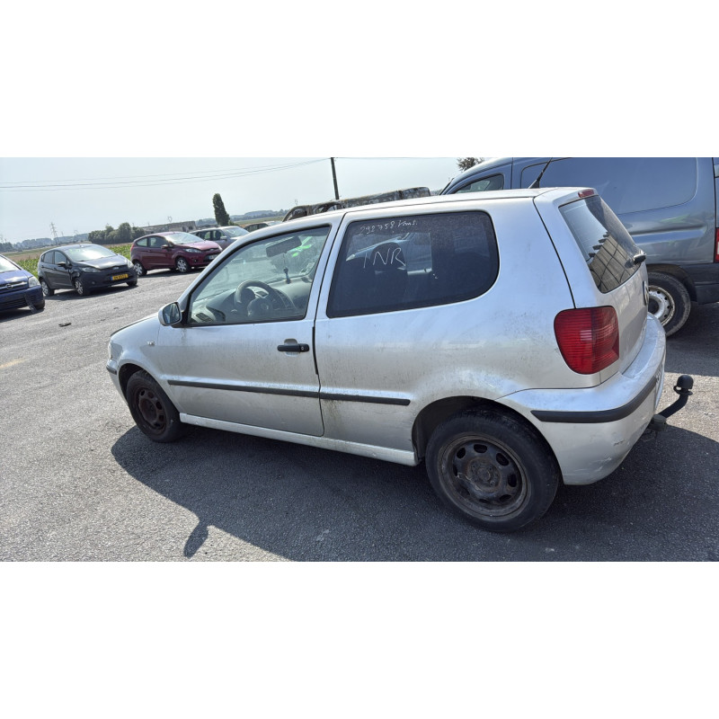 Aile avant gauche VOLKSWAGEN POLO 3 Photo n°11