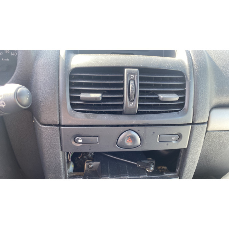 Pedale d'embrayage RENAULT CLIO 2 Photo n°18