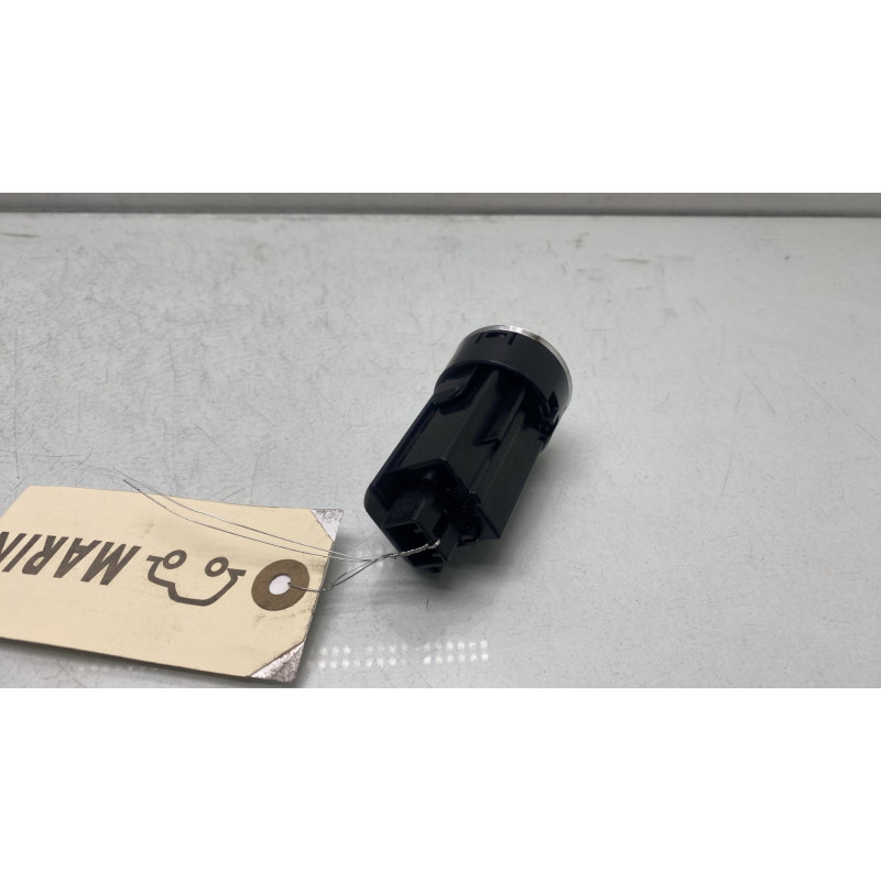 Bouton de demarrage TOYOTA YARIS 3 Photo n°2