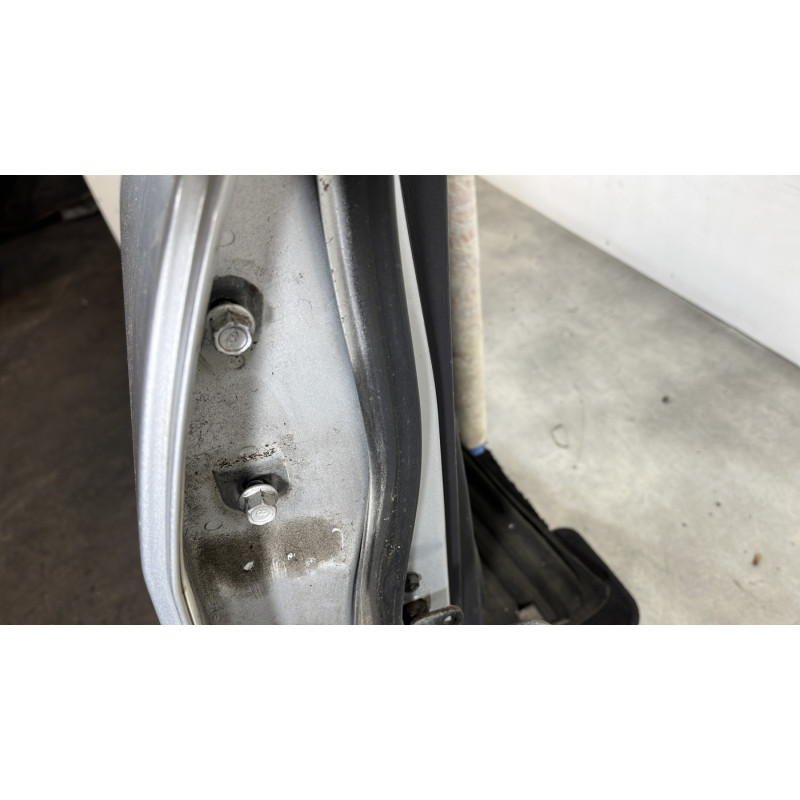 Porte arriere droit HYUNDAI MATRIX Photo n°4
